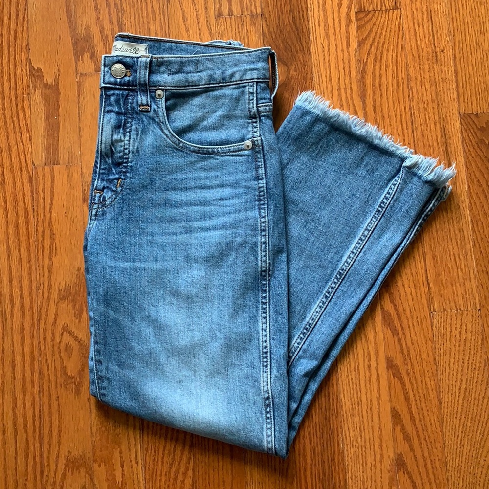 Petite Cali Demi-Boot Jeans in Comfort Stretch